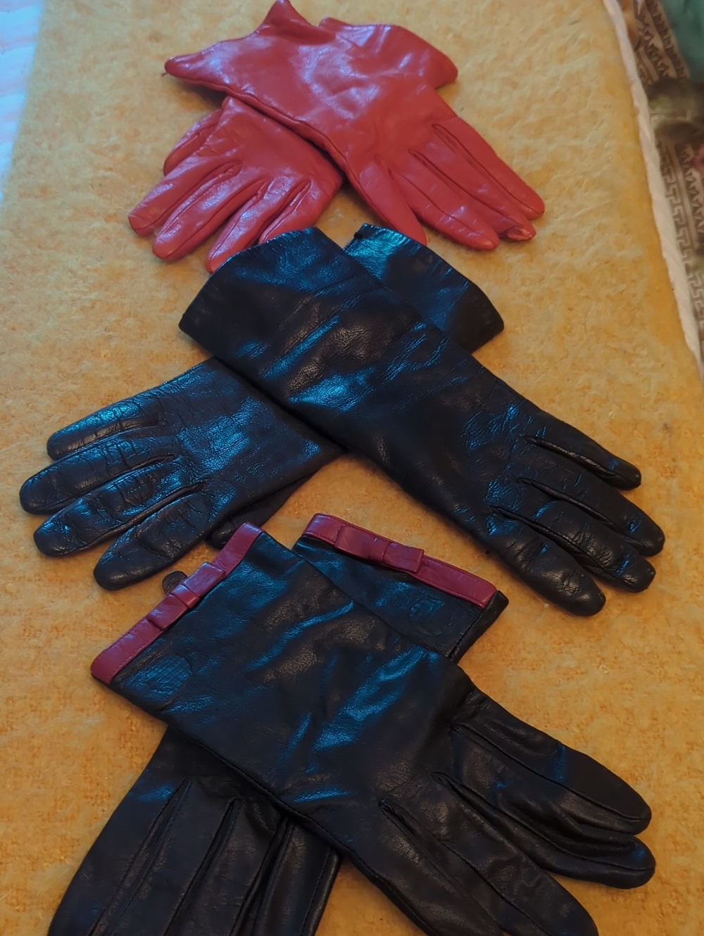 Classic Leather Gloves -lot Of 3... Black and Red